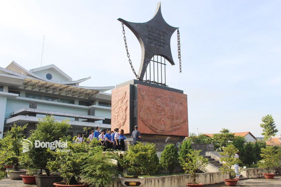 Về Đồng Nai nghe di tích lịch sử “kể chuyện”